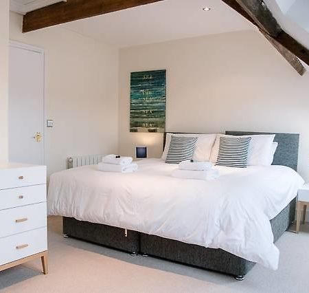 Serendipity, Aldeburgh - An Apartment On The High Street! Extérieur photo